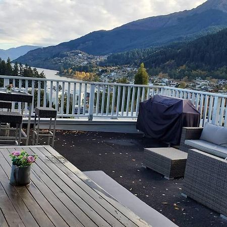 Central Lakeview Apartment With Amazing Rooftop 镇上湖景三室套房 Queenstown Ngoại thất bức ảnh