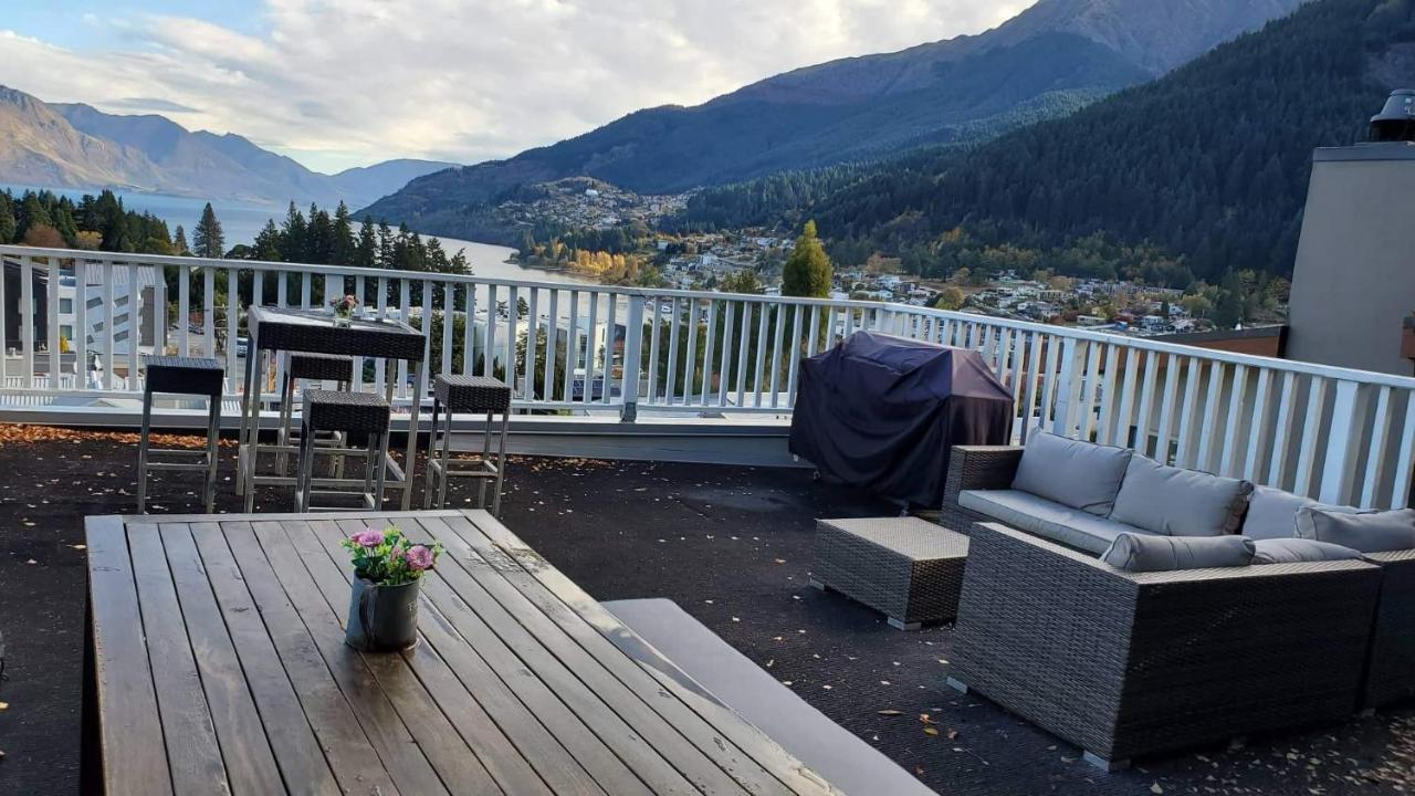 Central Lakeview Apartment With Amazing Rooftop 镇上湖景三室套房 Queenstown Ngoại thất bức ảnh