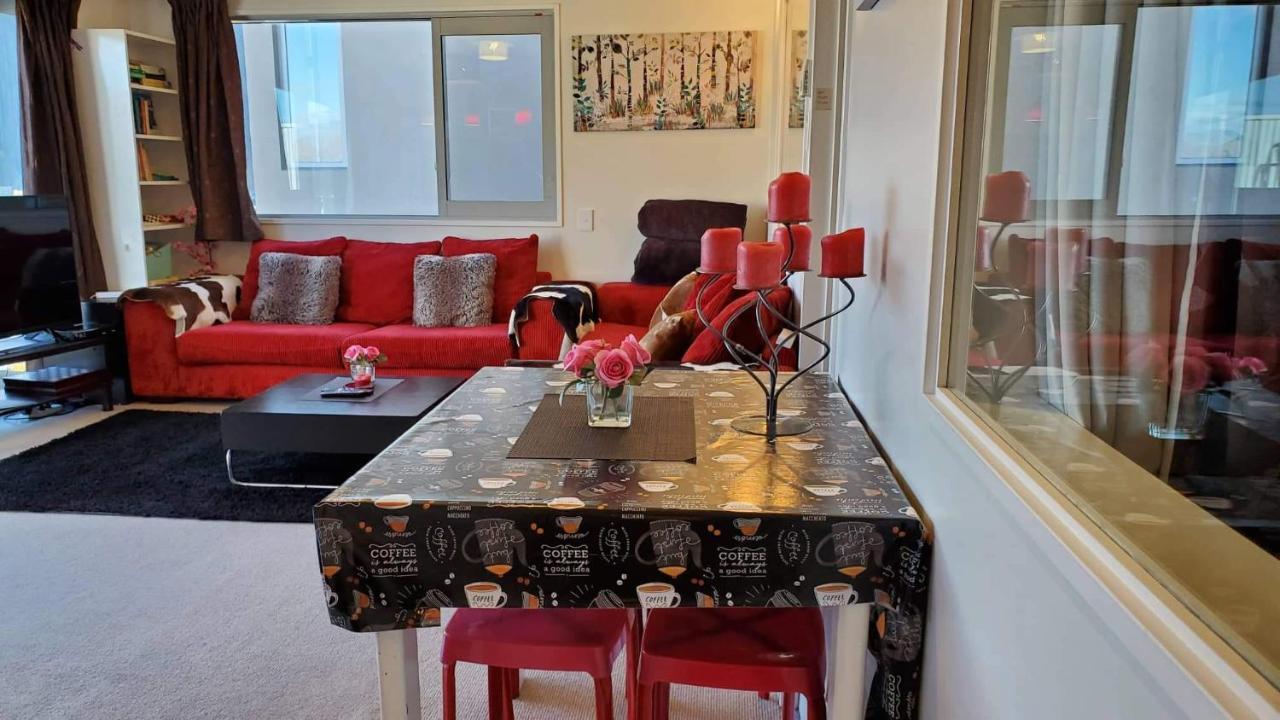 Central Lakeview Apartment With Amazing Rooftop 镇上湖景三室套房 Queenstown Ngoại thất bức ảnh