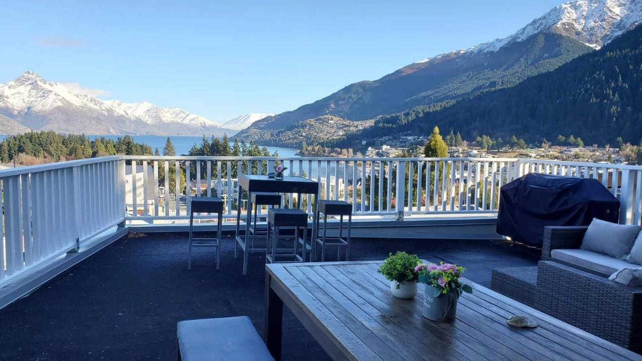 Central Lakeview Apartment With Amazing Rooftop 镇上湖景三室套房 Queenstown Ngoại thất bức ảnh