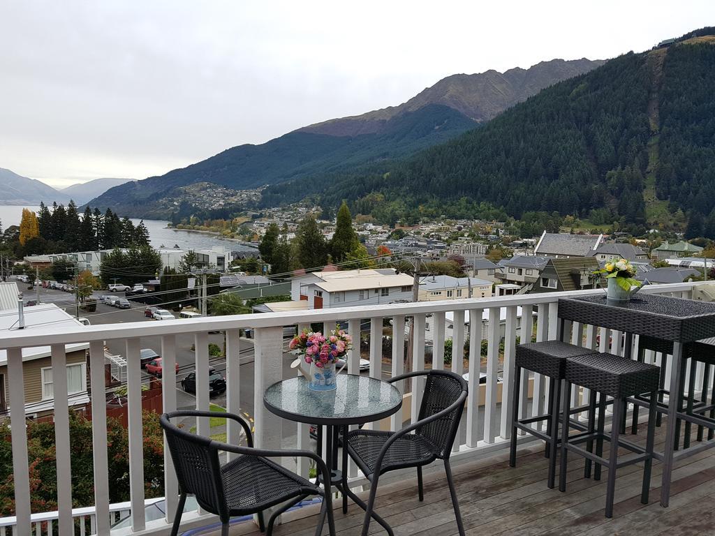 Central Lakeview Apartment With Amazing Rooftop 镇上湖景三室套房 Queenstown Ngoại thất bức ảnh