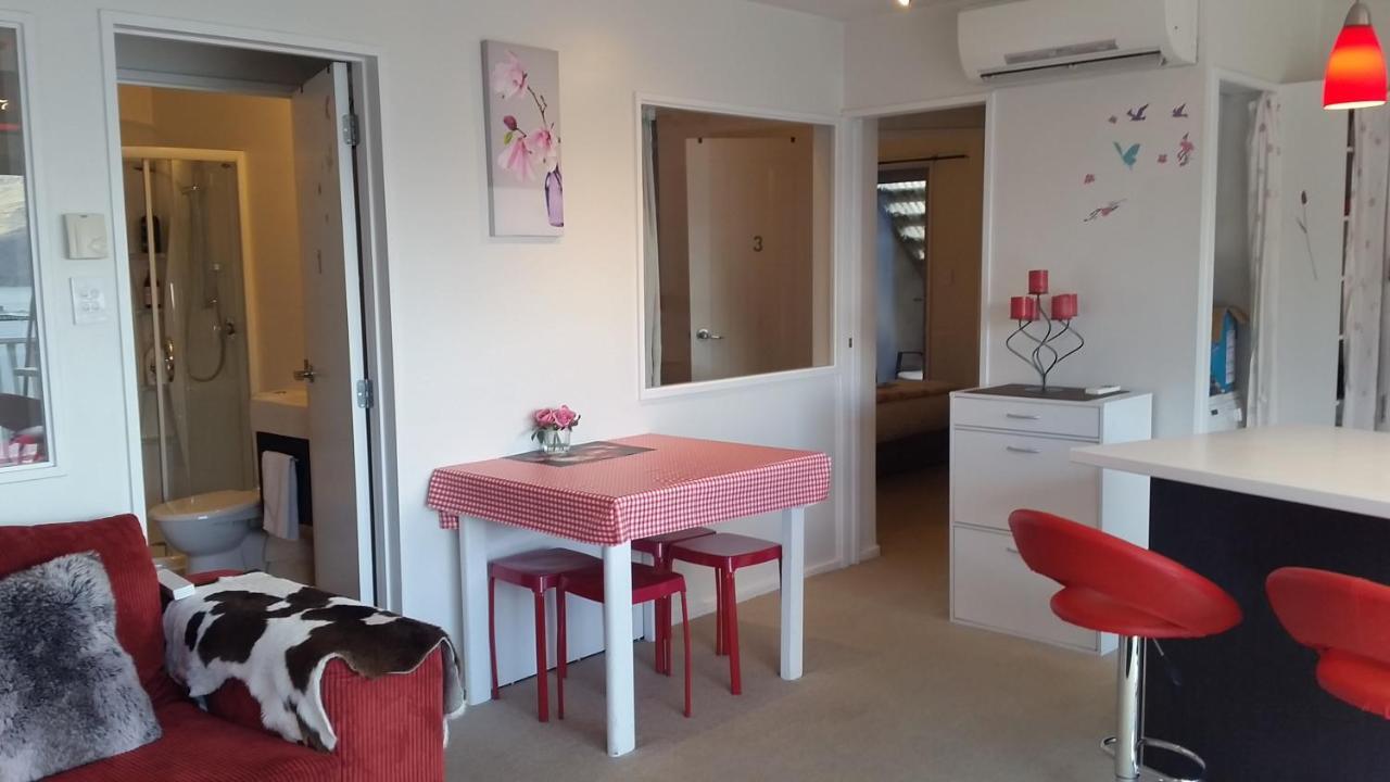 Central Lakeview Apartment With Amazing Rooftop 镇上湖景三室套房 Queenstown Ngoại thất bức ảnh